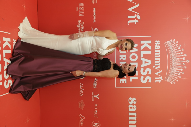 Sammyvit Klass Model Türkiye 2025 :  Ünlü �simler K�rm�z� Hal� ��kl���yla Oscar Gecesini Aratmad�